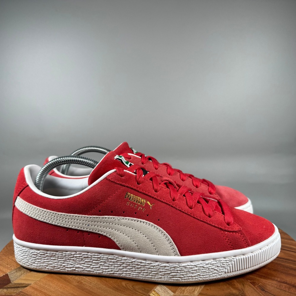 Puma Suede Classic XXI Mens 9 Red White Low Top Sneakers 374915-02